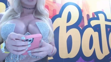 Mrskellypierce  17-09-2021